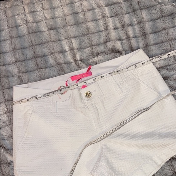 RESTOCKED! Lilly Pulitzer Callahan 5” Shorts in white jacquard NWT - Picture 4 of 8